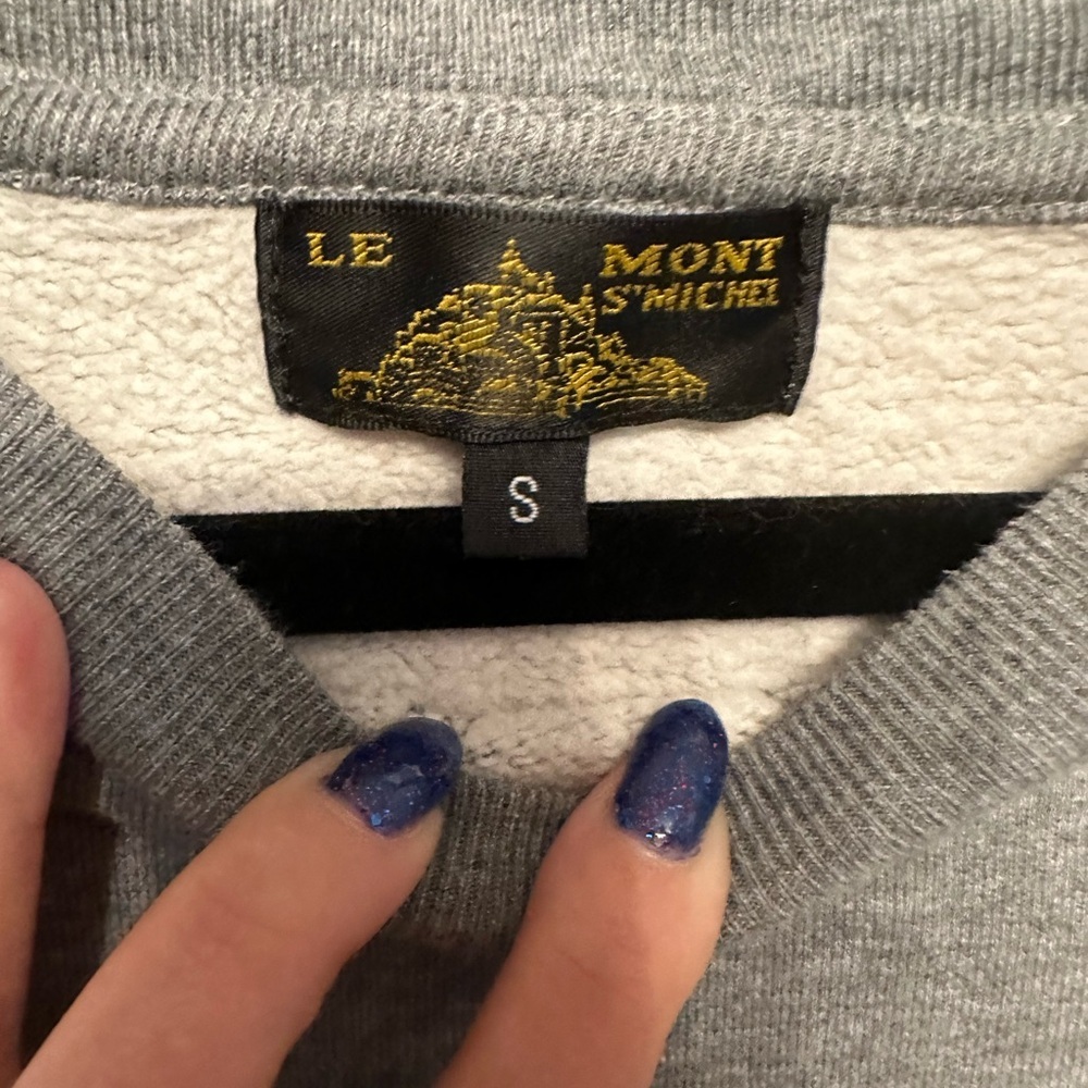Le Mont St. Michel Roman Centurion on a Moped Sweater Small - Picture 3 of 5